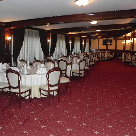 Hestia Hotel Calarasi  Ngoại thất bức ảnh