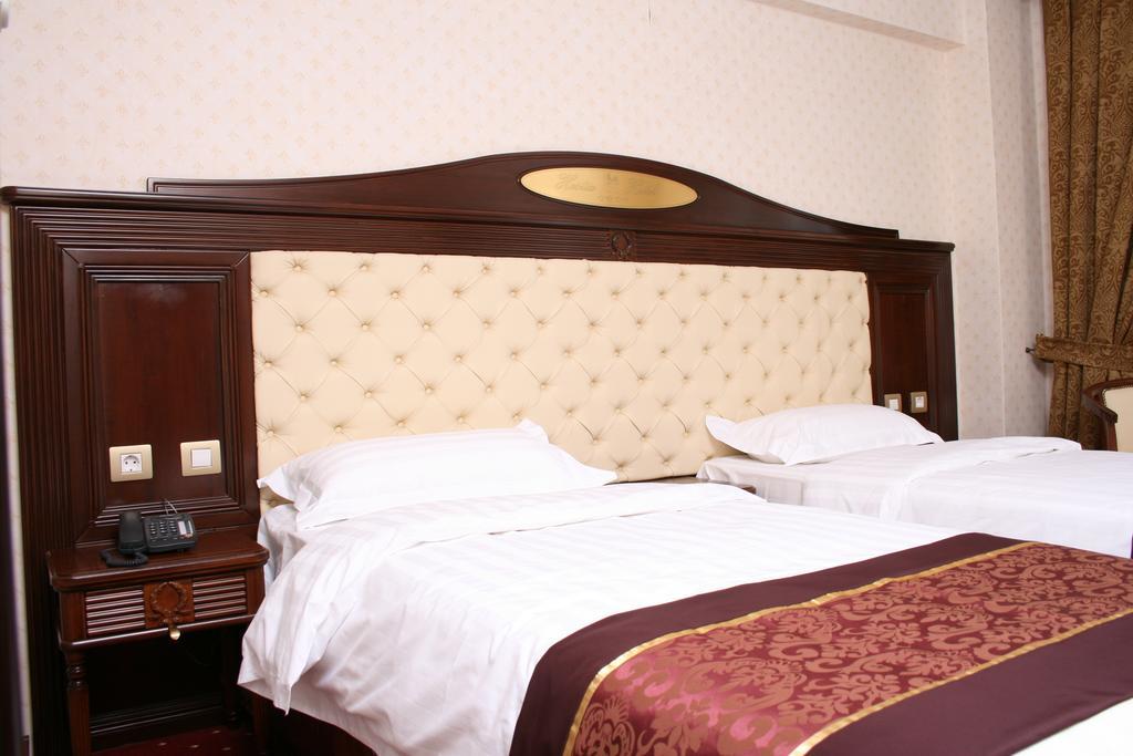 Hestia Hotel Calarasi  Phòng bức ảnh