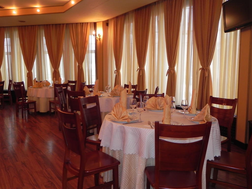Hestia Hotel Calarasi  Ngoại thất bức ảnh