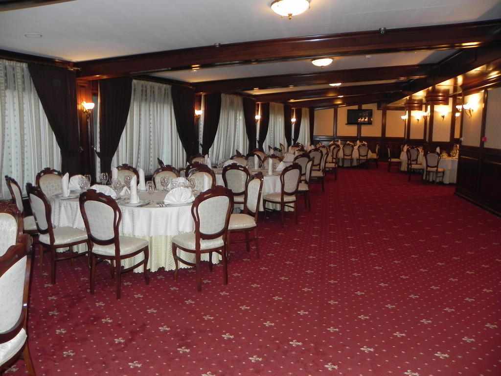 Hestia Hotel Calarasi  Ngoại thất bức ảnh