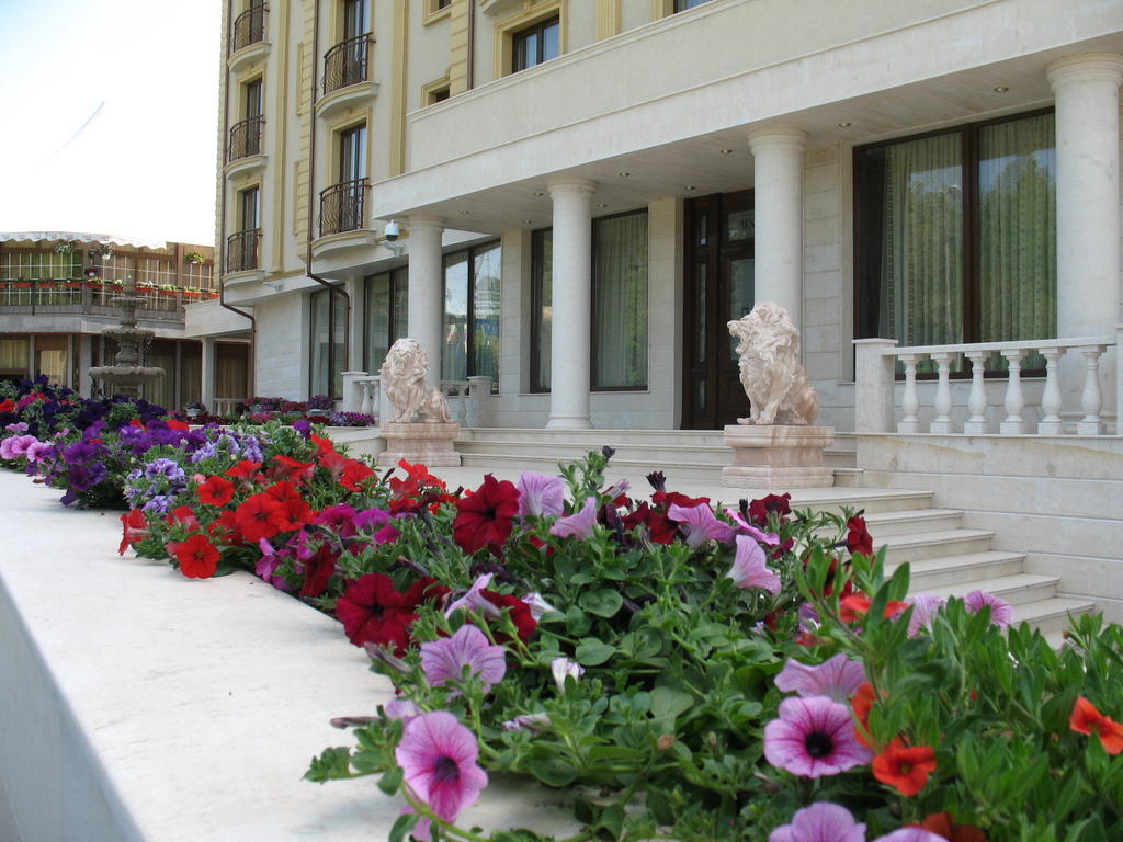 Hestia Hotel Calarasi  Ngoại thất bức ảnh